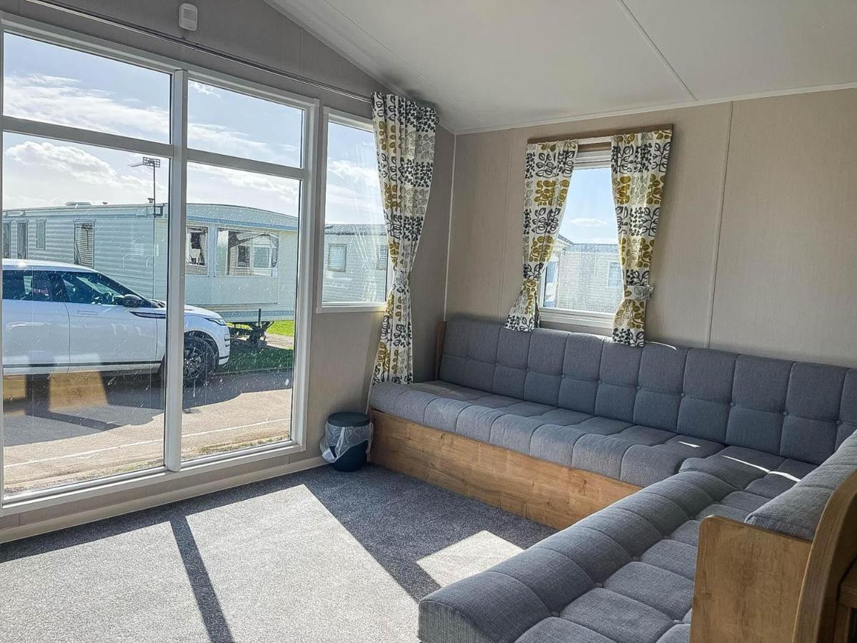 Lovely 8 Berth Caravan For Hire At Barmston Beach Holiday Park Ref 62002O Lund Exterior foto